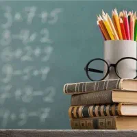 مشاور تحصیلی و تدریس ریاضی و شیمی و فیزیک