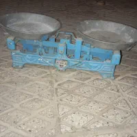 ترازو|فروشگاه و مغازه|بروجرد, |دیوار