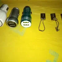 ۳ عدد فلش و ۳ عدد شارجر ف همگی باهم  ۹۵۰ ت