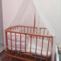 تخت و گهواره کودک