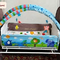 تخت و گهواره نوزاد