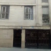 آپارتمان ۱۰۰ متری