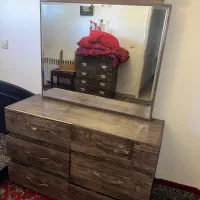 سه تیکه دراور،میز توالت،پاتختی در حد نو چوبی