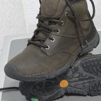 کفش استوک اورجینال مارک تیمبرلند درصدراسایز۴۱