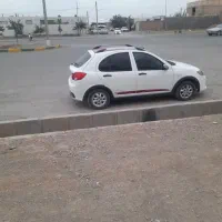 کوییک|خودرو سواری و وانت|درمیان, |دیوار