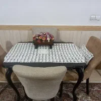 میزناهارخوری ۴نفره کاملا سالم با پارچه درجه یک