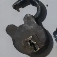 قفل قدیمی