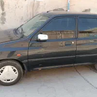 پراید ۹۱ کولر روشن لاستیک‌ها نو روکش صندلی مرتب
