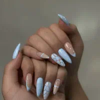 آموزش تخصصی کاشت ناخن