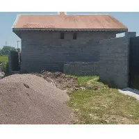 ملک نیمه کاره با متراژ 300متر