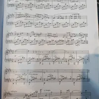 آموزش گیتار و پیانو خصوصی