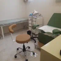 نیروی نظافتی (آبدارچی) خانم در مطب