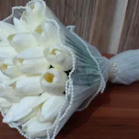 دسته گل لاله نامزدی و عروسی