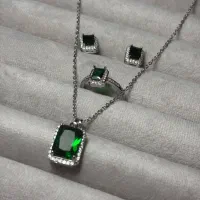 بدلیجات گوشواره انگشتر اکسسوری