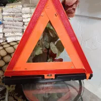 مثلث خطر خودرو شبرنگ دارجمع شو.به همراه کاور