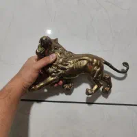 شیر برنجی  سنگین