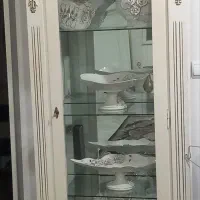 بوفه وساعت