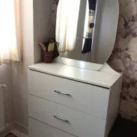 درآور سه کشو با آیینه سر خود