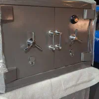 گاوصندوق زیرویترینی خرم گاو صندوق طلافروشی