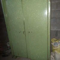 کمد چوبی و فلزی