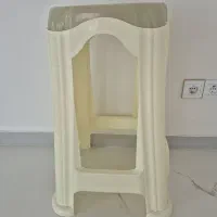 صندلی و چهارپایه بلند