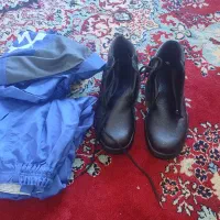 کفش ایمنی سایز 45با لباس کار نو