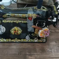 چرخ خیاطی مشکی قدیمی