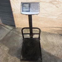 ترازوی دیجیتال محک ایستاده  تاشو