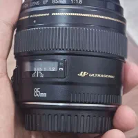 لنز ۸۵ کنون f1.8