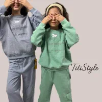 تعدادی لباس دخترانه و پسرانه