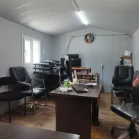کارگر ساده لوازم ارایشی