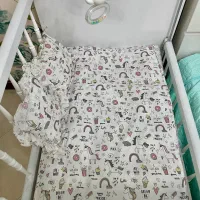 تخت کنار مادر گهواره ای