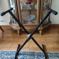 پایه‌ی کیبورد و ارگ