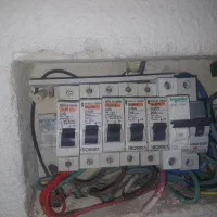 برقکاری صنعتی و خانگی