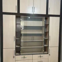 کمد لباس و ویترین