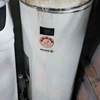 یک ابگرمکن 40لیر م کولر 7000سالم هردوتا