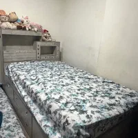 تخت یک و نیم نفره