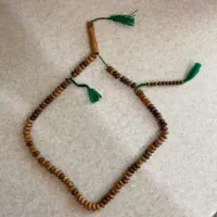 تسبیح چوبی خارجی قدیمی