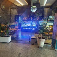 استخدام خانم جهت فروش ابمیوه و بستنی میرداماد