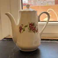 قوری گل سرخی