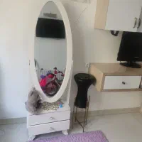 تخت نوجوان و دلاور