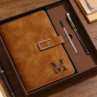 ست دفترچه و خودکار شیک. هدیه‌ی اداری و دانشجویی