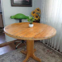 میز ناهار خوری چوبی