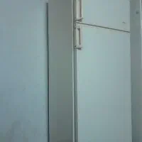 یخچال قدیمی