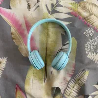 دو عدد هدفون تمیز