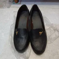 کفش پاشنه دار