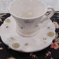 قهوه خوری نگین دار و گلدان