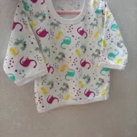 ست ۸ تیکه نوزادی نخی نو و چوب لباسی