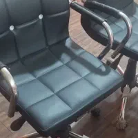 صندلی اداری قابل تنظیم