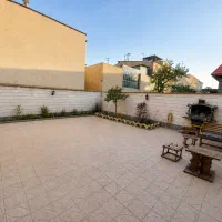 ویلایی-100متری-پارکینگ-و-انباری-حیاط-اختصاصی